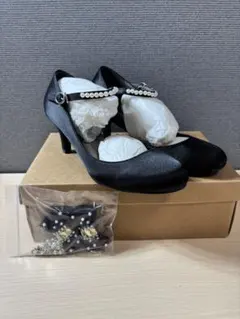 【新品箱付】axes femme パールチェーン付パンプス 黒 M 2way