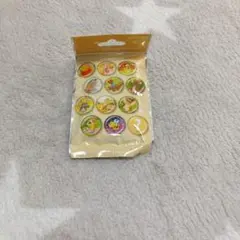 【新品、未開封】ディズニーキャラクター ピンズセット2個入り