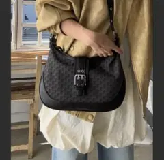 Item thumbnail for item 00519dc3-a4cb-49fd-b011-13b3117844b4