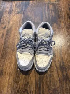 Nike Air Jordan 1 Low グレー/ホワイト