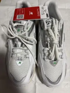 New Balance ML725V1 ホワイト スニーカー