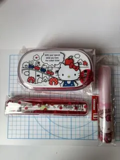 ハローキティ 弁当箱とお箸とはみがきセット