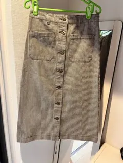 ストライプ柄ボタン付きスカート M