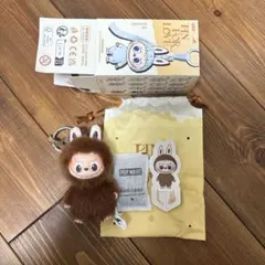 Labubu ラブブPIN FOR LOVE イニシャル L