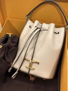 TOD'S トッズ Tタイムレス 巾着 ショルダーバッグのサムネイル