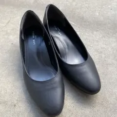 LES MUES ブラックパンプス 中ヒール