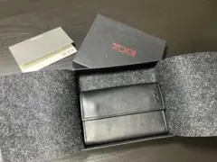 TUMI ブラック レザー キーケース