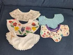 美品　女の子　お出かけ用　おしゃれ　コットン製花柄スタイ5枚セット