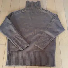 お値下げ タートルネック リブニット セーター