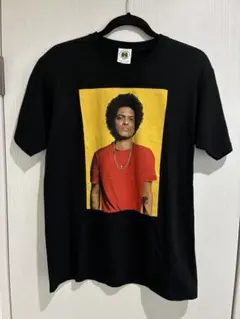 Bruno Mars 24K Magic World Tour Tシャツのサムネイル