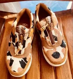 UGG CA805 Zip Wild Thang 23.5cm レオパード 厚底 - メルカリ