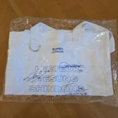 SUPERJUNIOR ミニキルティングバッグ - メルカリ