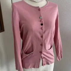 ピンク 長袖カーディガン お洒落なスクエアボタン付き