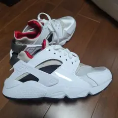 NIKE ウィメンズ エア ハラチ DV6018-100 24.0cmのサムネイル