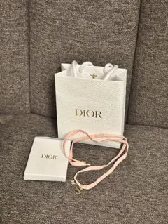 Dior 星型チャーム付きチョーカー　未使用