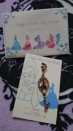 ディズニー ストア  シークレットストラップ シンデレラ