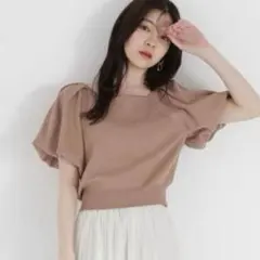 ★タグカット新品未使用★ バックリボンスパンコールニットのサムネイル