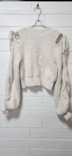 NICE CLAUP オフショルダー ニット ふわふわ アイボリー F