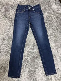 Item thumbnail for item d1839e50-3005-44eb-af67-9f516a77557f