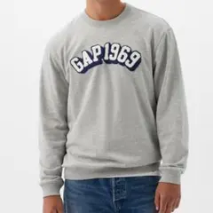 GAP1969アーチロゴ スウェット・トレーナー(ユニセックス）のサムネイル