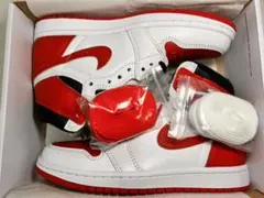 NIKE エアジョーダン1 heritage