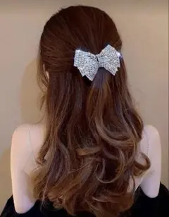 キラキラリボンヘアクリップ シルバー　ブラック　バレッタ