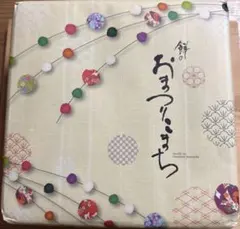 もち吉 / おまつりこまち 八分缶 32枚入のサムネイル