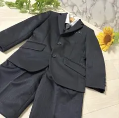 キッズフォーマルスーツ4点セット ブラック ストライプ 星柄ネクタイ付 110