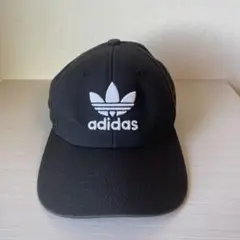 adidas ブラック ベースボールキャップ