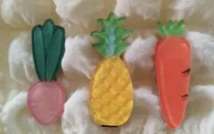 ヘアクリップ　フルーツ　野菜　　３個セット　まとめ売り