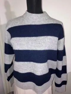 ユニクロ×コトニエ　ネイビーとライトグレーのボーダーがおしゃれなセーター♪ 美品
