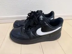 NIKE AIR FORCE 1 ブラック/ホワイト