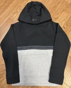 Under Armour ColdGear パーカー YMD