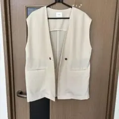 ローリーズファーム　ジレ　ノーカラーベスト
