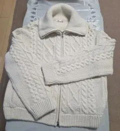 GU　ケーブルニットブルゾン　Mサイズ