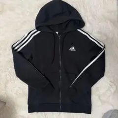 adidas エッセンシャルズ スリーストライプス フルジップパーカー