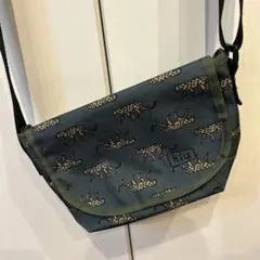 いっぬ様専用　kiu メッセンジャーバッグ　ヒョウ柄　ショルダーバッグ