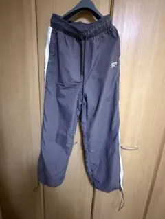 シャカシャカパンツ
