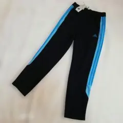 【新品】adidas トラックパンツ　ジャージ 160cm