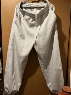 グレー スウェットパンツ Lサイズ