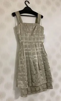 【新品】メトリーゼ　パーティー　ドレス　結婚式