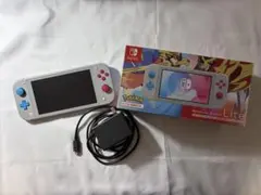Nintendo Switch Lite［ザシアン・ザマゼンタ］モデル