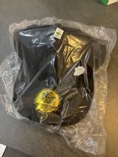 メタモン　ロゴ付き 黒 キャップ