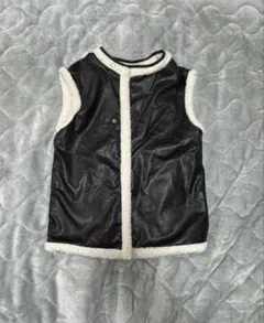 リバーシブルベスト 黒と白