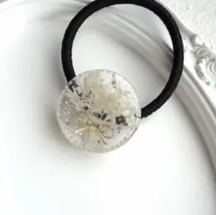 黒 白 ゴールド ⌘お花 レジン ヘアゴム うねうね ビジュー スカラップ