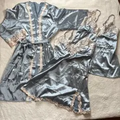 サテンルームウエア　3点セット　Ｍサイズ　 新品　ブルー