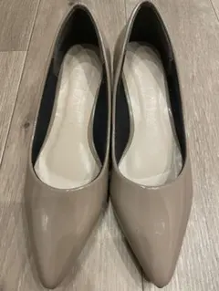 ヴィヴィアン　エナメル　パンプスのサムネイル