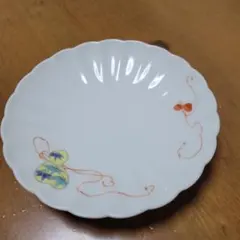 深川製磁 波型皿 花模様