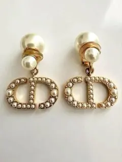 Gogi　DOLCE&GABBANA ロゴ パール イヤリング-0005 DOLCE&GABBANA ドルガバ DGロゴ パール イヤリング-0005 - メルカリ