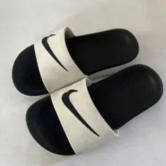 Item thumbnail for item 7f8d79dc-a362-483a-a8e5-57a3ec0a7b1d